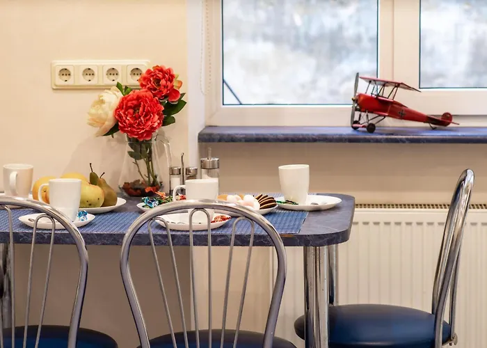 Apartment Orange 52 *