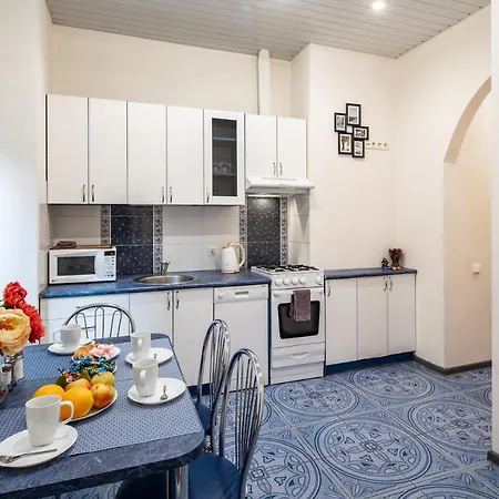 Orange 52 Apartment *